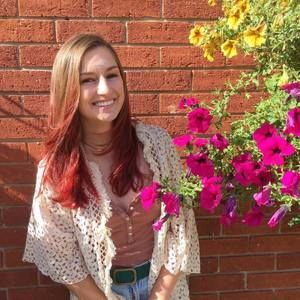 Meet your Posher, Eloise